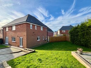 Photo 14- click for photo gallery